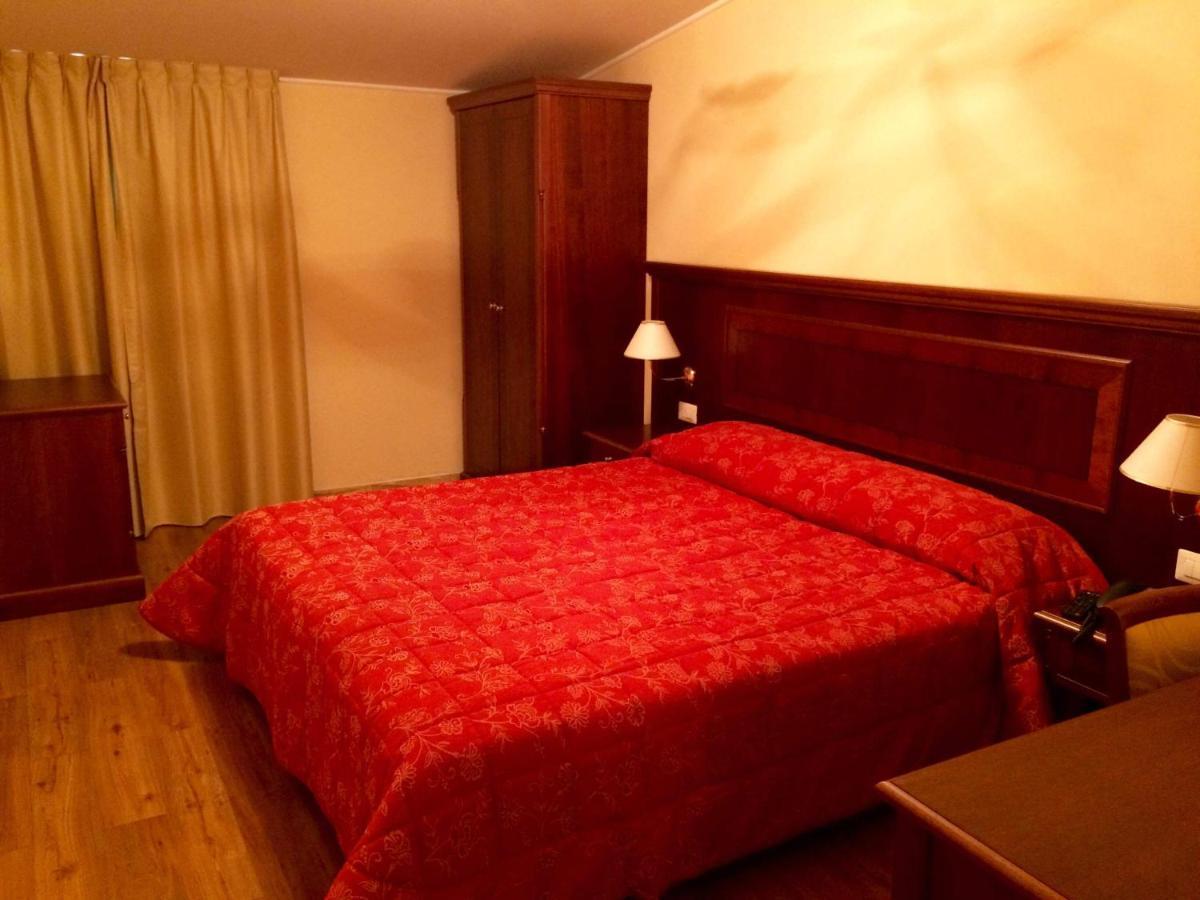 Grand Hotel Stella Maris Palmi Rum bild
