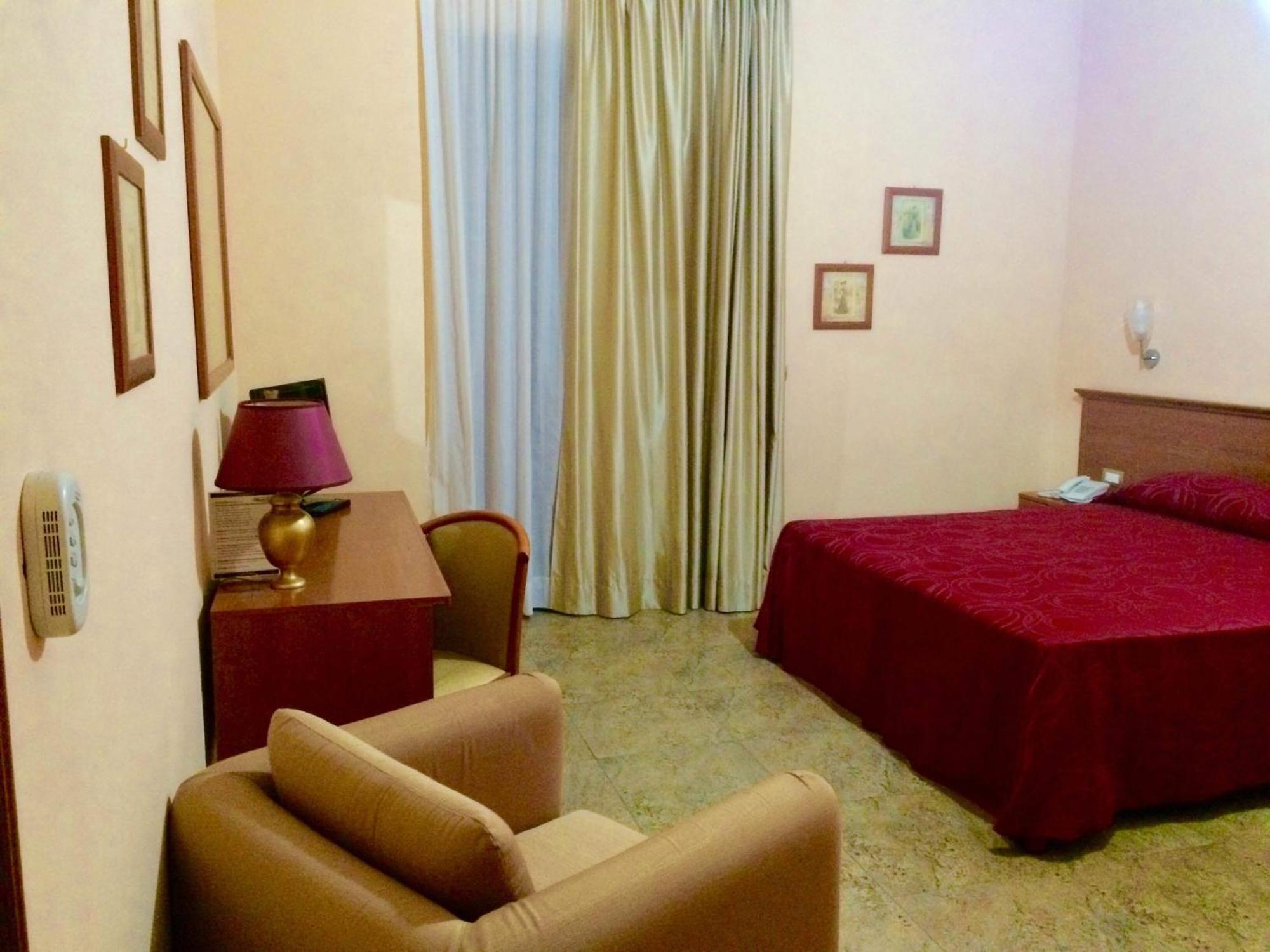Grand Hotel Stella Maris Palmi Rum bild